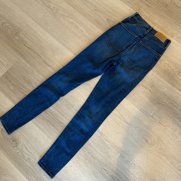 ARITZIA | DENIM FORUM SKINNY JEANS - Picture 3 of 3